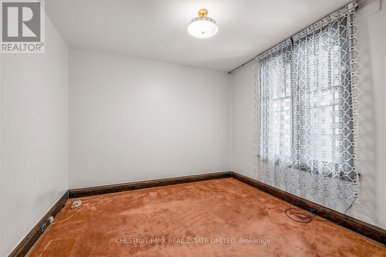 291 St Helen's Avenue, Toronto, Ontario  M6H 4A2 - Photo 5 - C13862044