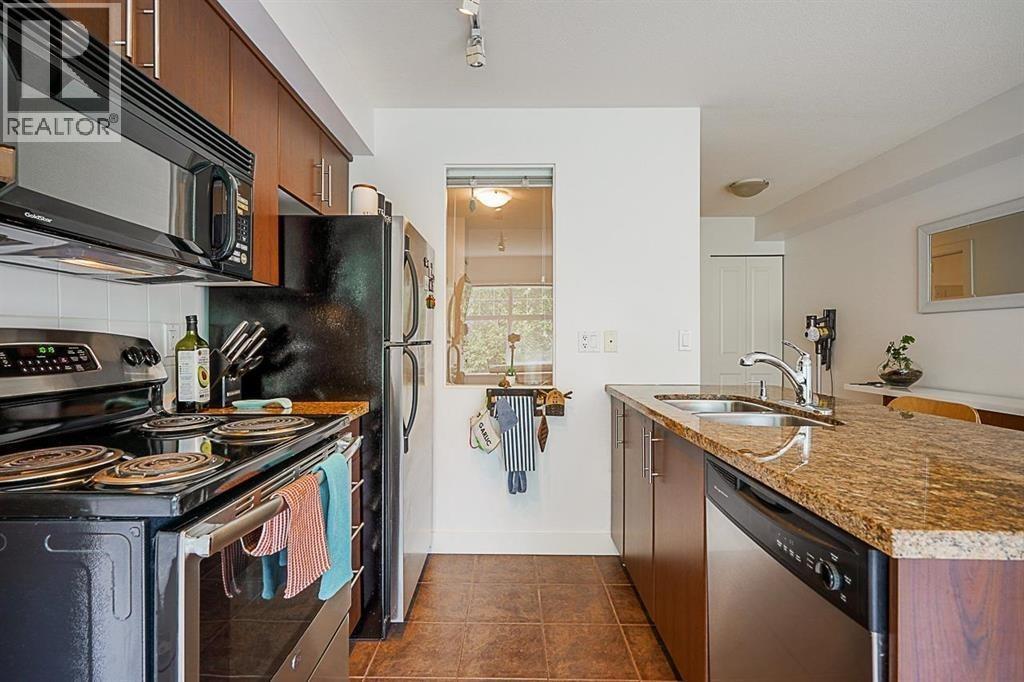 308 3240 St Johns Street, Port Moody, British Columbia  V3H 0C1 - Photo 3 - R3179057