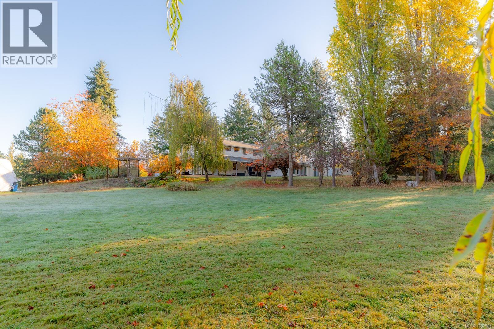 1035 Briarwood Cres