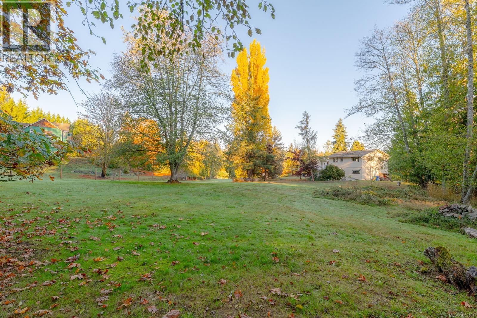 1035 Briarwood Cres