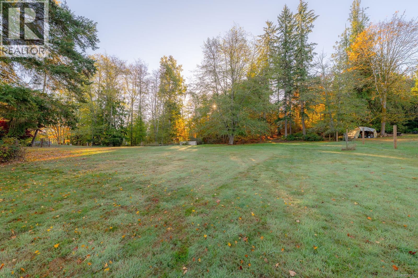 1035 Briarwood Cres