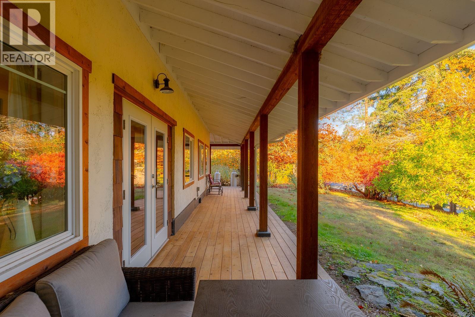 1035 Briarwood Cres