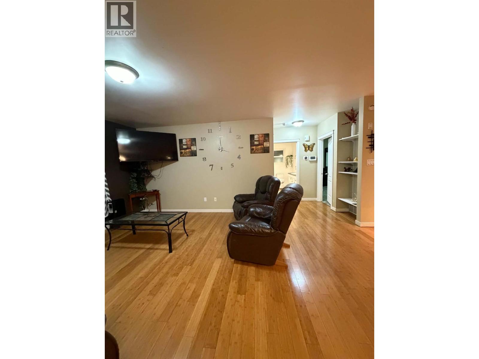 869 106 Avenue, Dawson Creek, British Columbia  V1G 2N6 - Photo 7 - 10404632