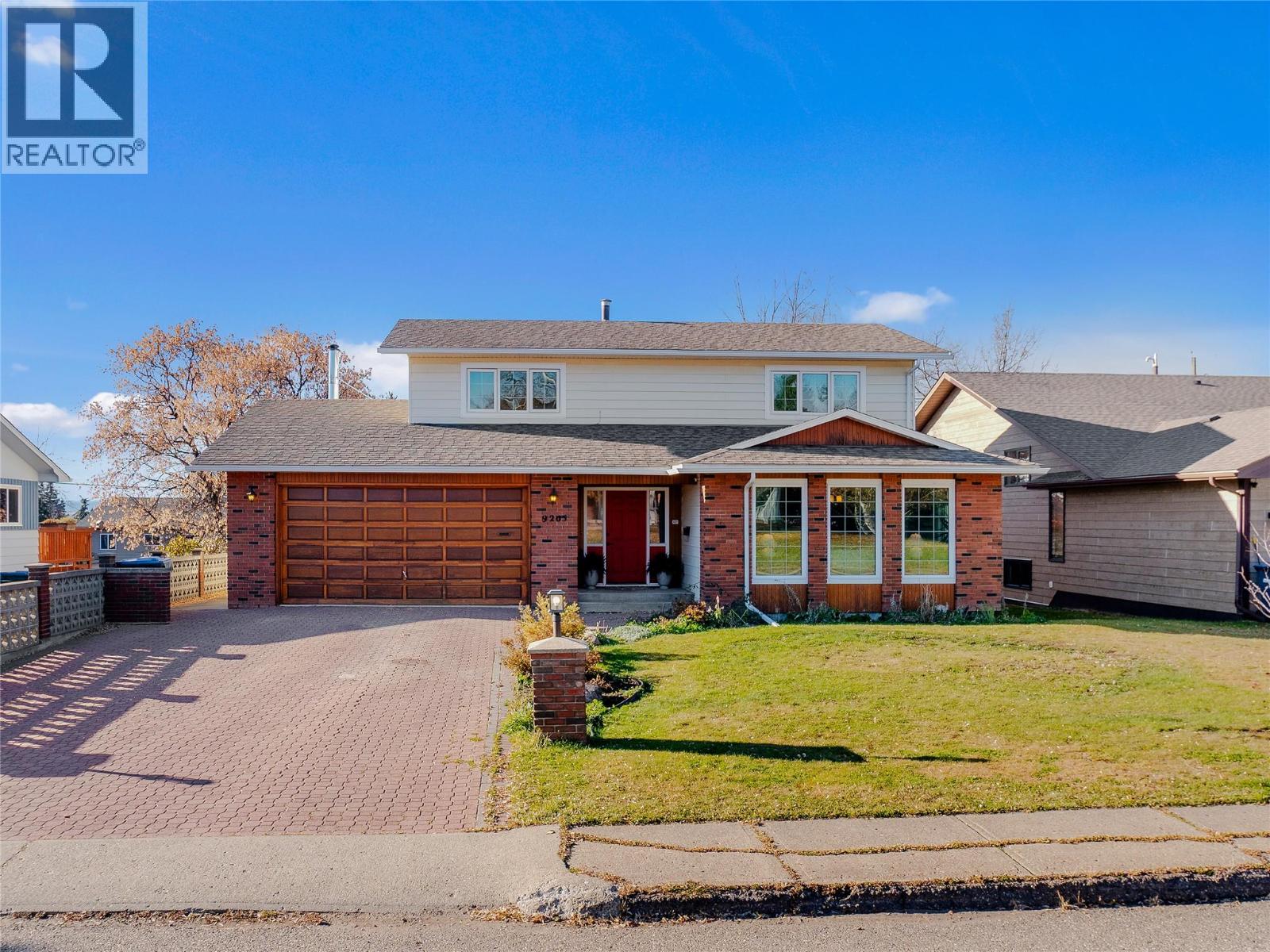 9205 7 Street, Dawson Creek, British Columbia