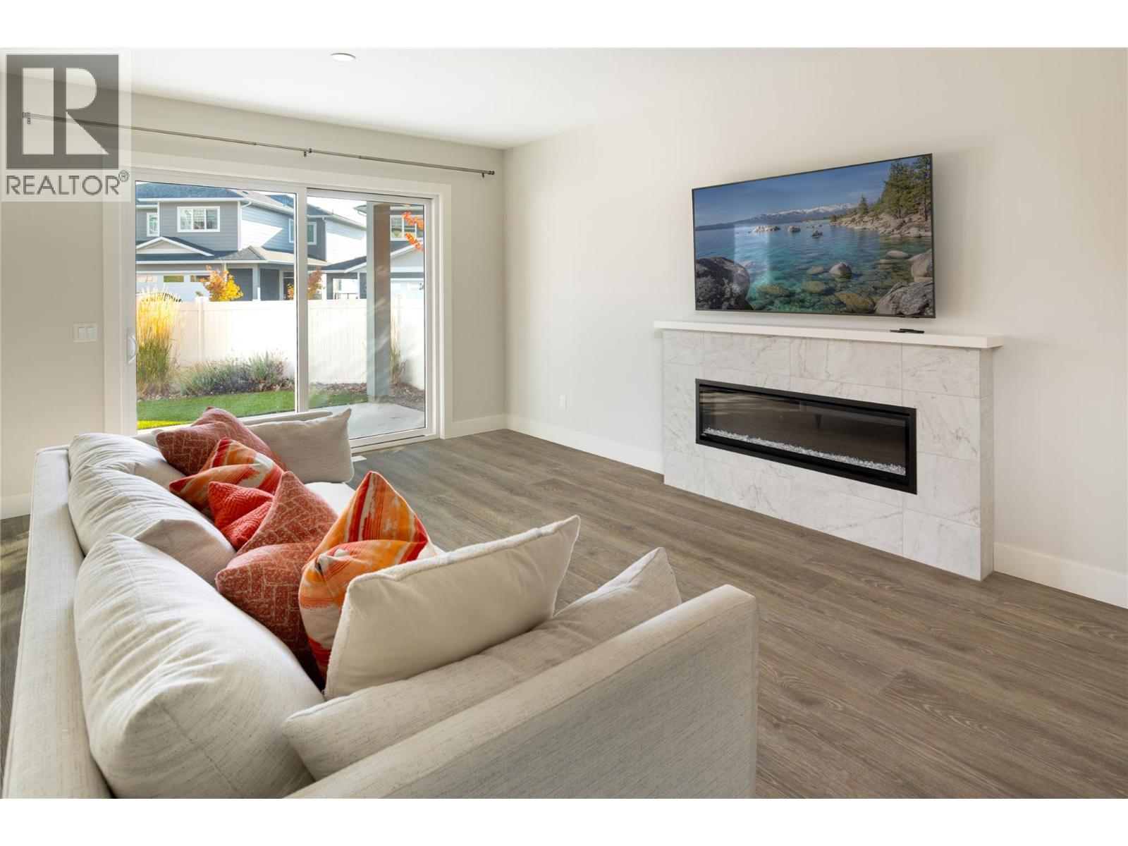 3370 Hawks Crescent, Westbank, British Columbia  V4T 0A7 - Photo 4 - 10404152