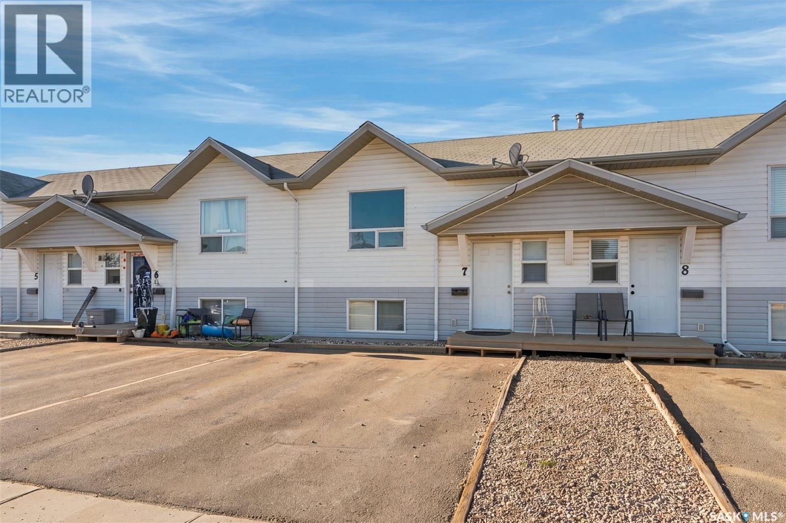 7 132 Hiebert Crescent, Martensville, Saskatchewan  S0K 2T2 - Photo 2 - SK052085