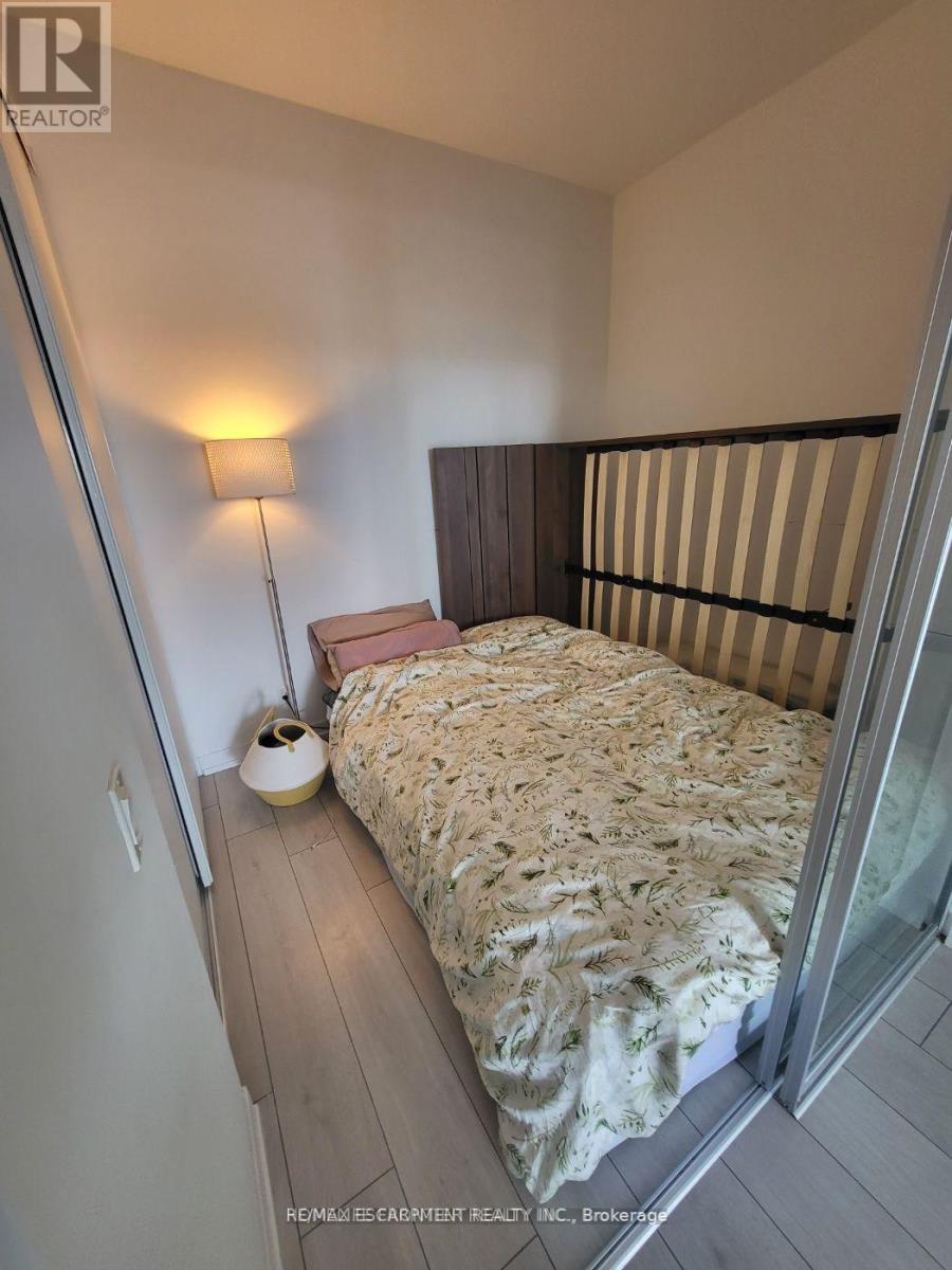 5807 - 950 Portage Parkway, Vaughan, Ontario  L4K 0J7 - Photo 8 - N14122728