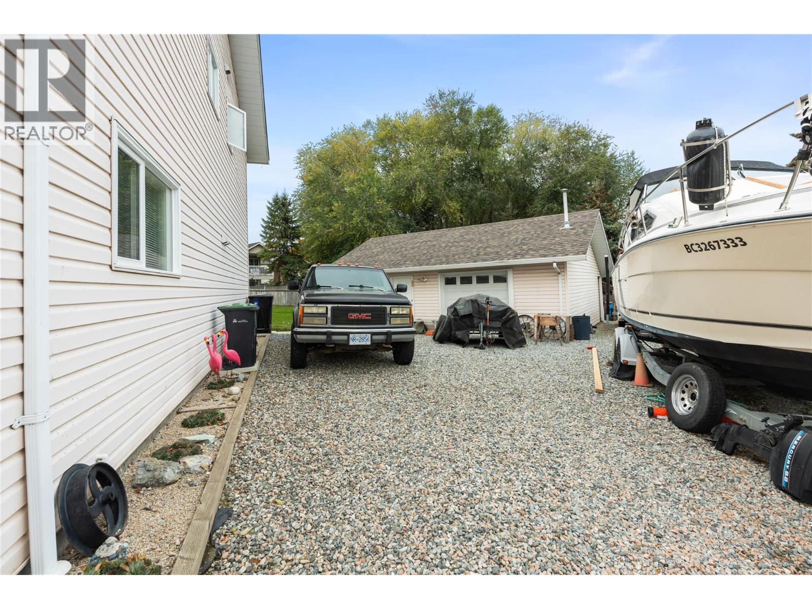 420 Mt Fosthall Place, Vernon, British Columbia  V1B 2W2 - Photo 4 - 10404489