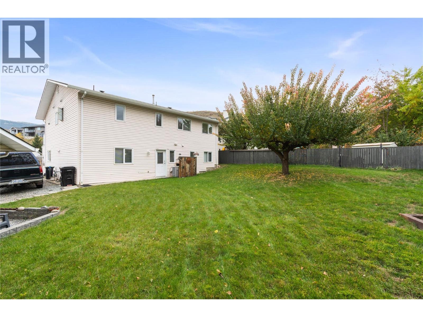 420 Mt Fosthall Place, Vernon, British Columbia  V1B 2W2 - Photo 7 - 10404489