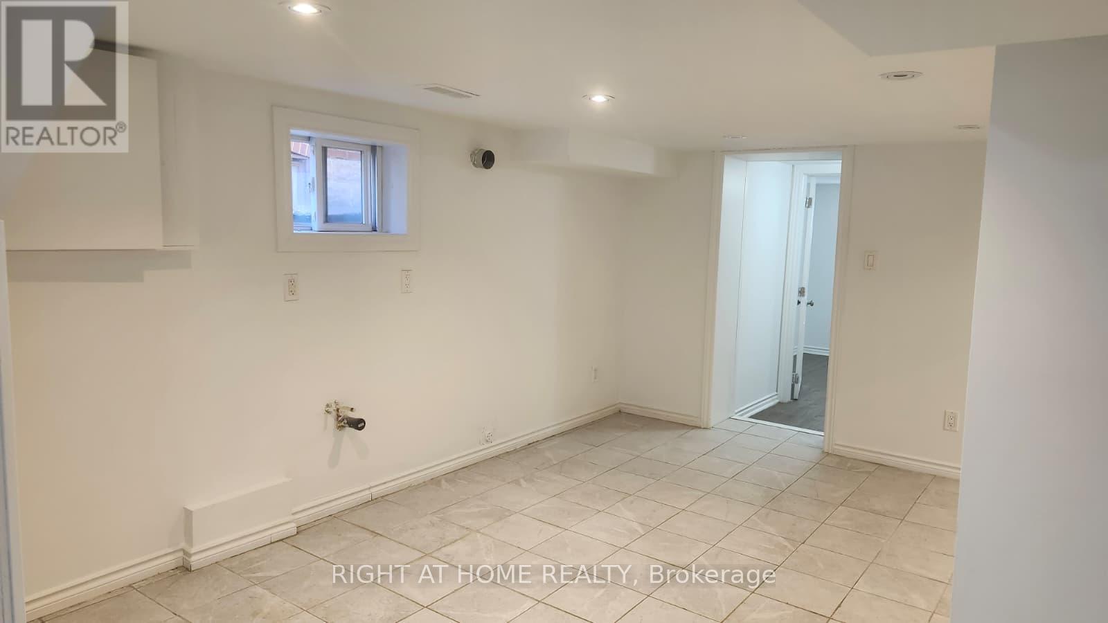 1842 Keele Street, Toronto, Ontario  M6M 3X4 - Photo 28 - W14122784