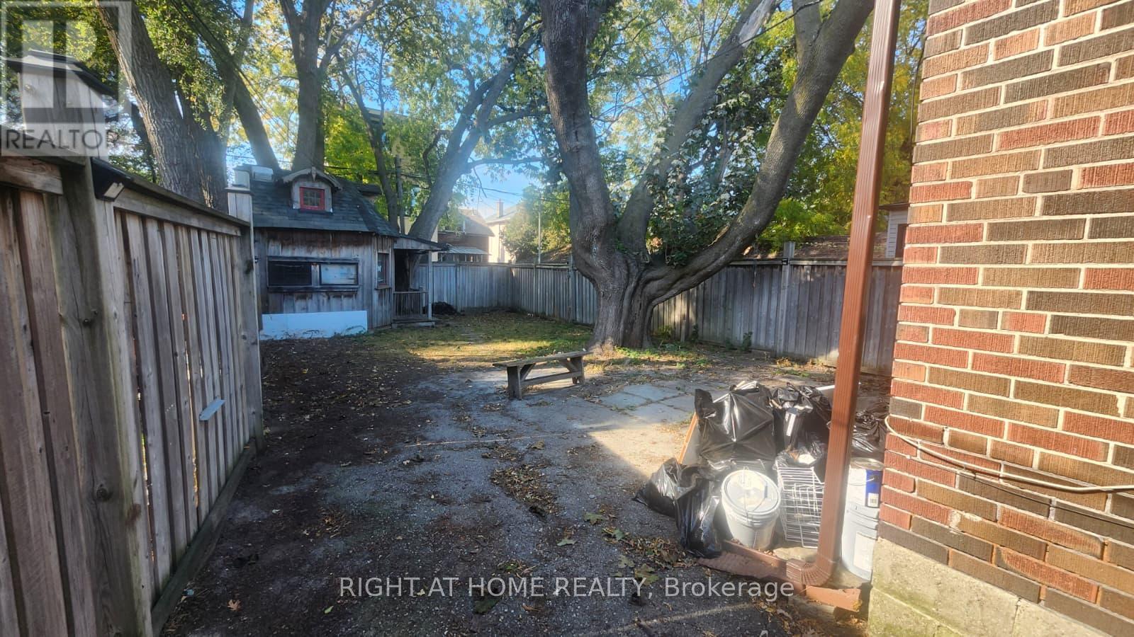1842 Keele Street, Toronto, Ontario  M6M 3X4 - Photo 31 - W14122784