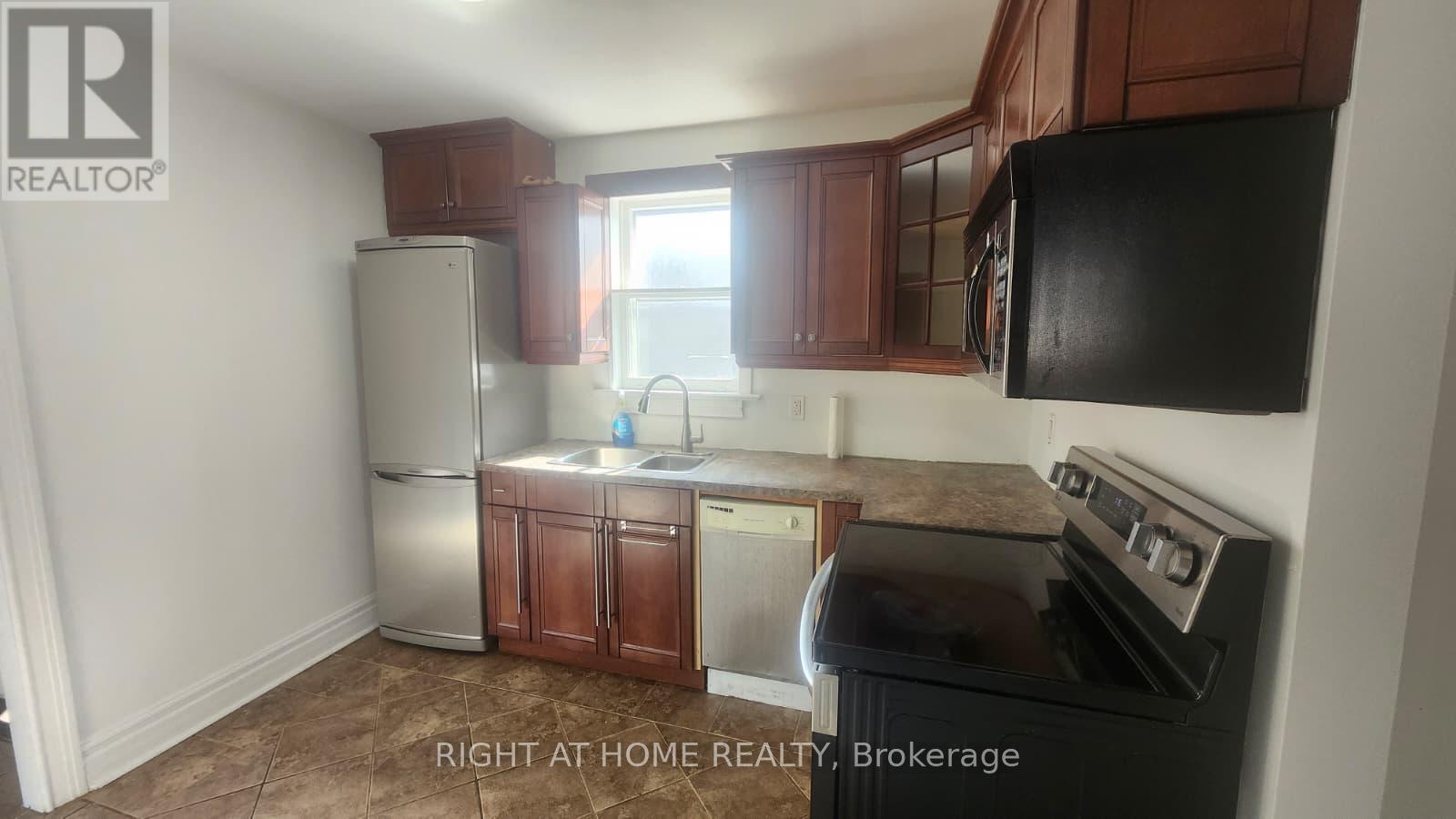 1842 Keele Street, Toronto, Ontario  M6M 3X4 - Photo 7 - W14122784