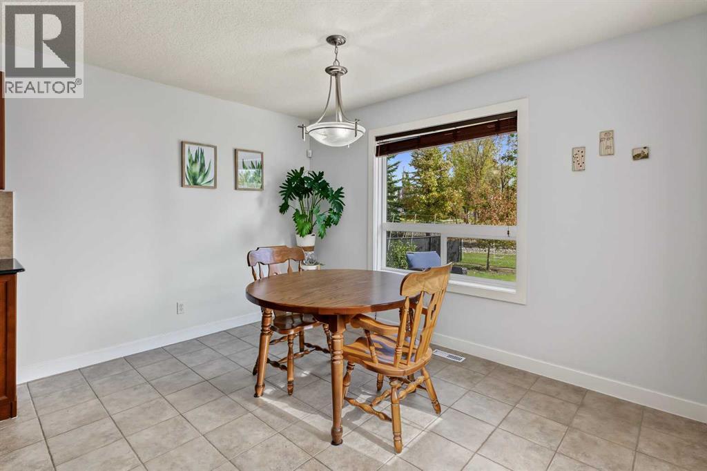 26 Drake Landing  NE