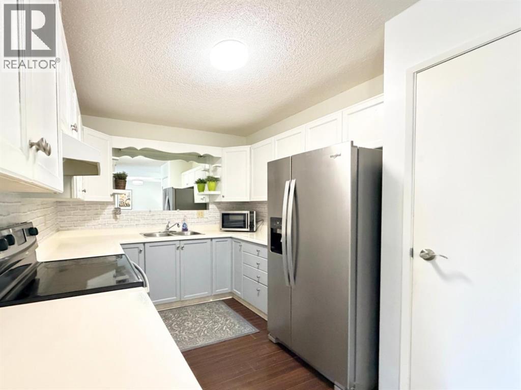 240 Ebert Close