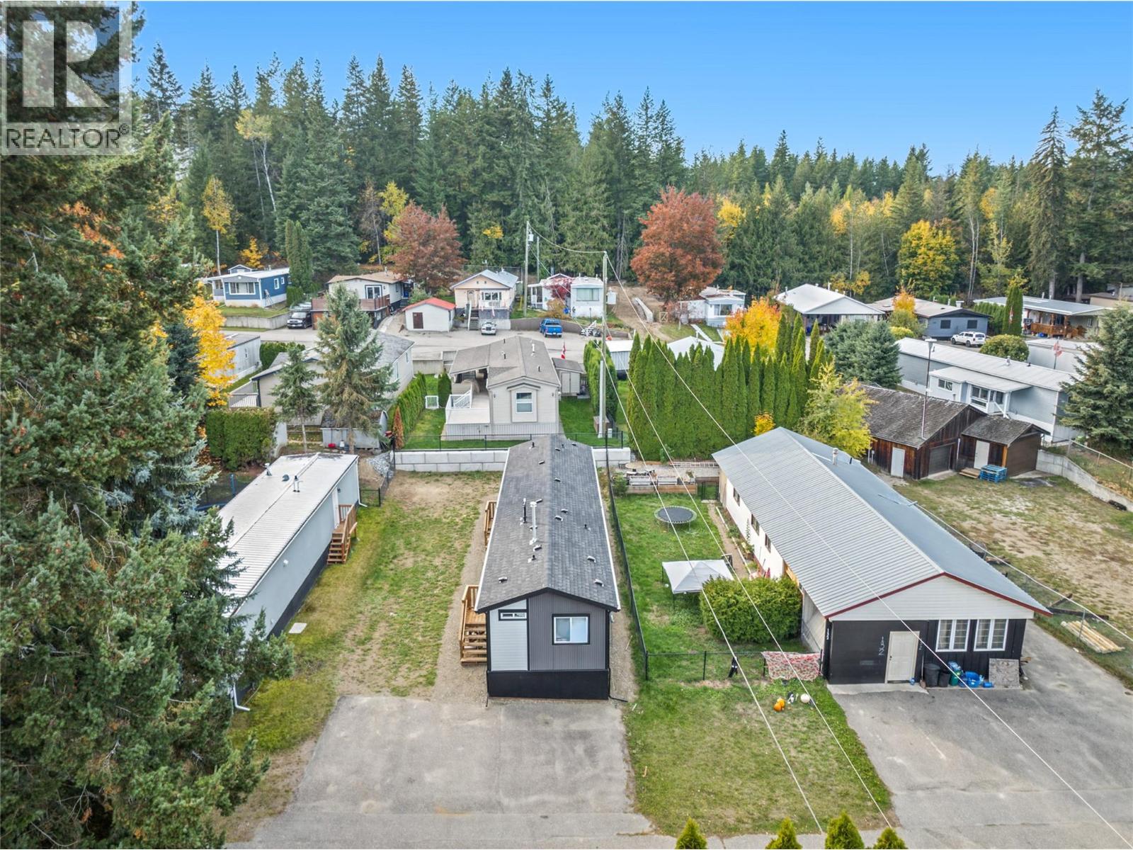 2500 97b Highway Unit# 131, Salmon Arm, British Columbia  V1E 1C2 - Photo 5 - 10400385