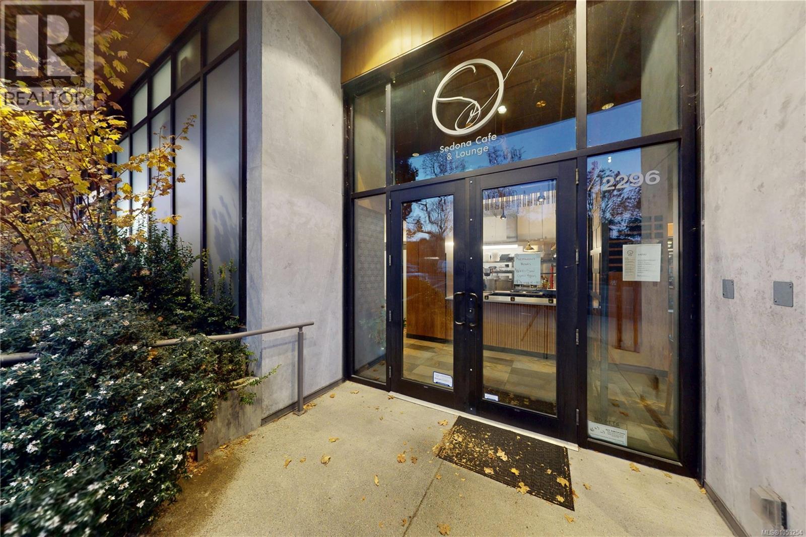 2296 Cadboro Bay Rd, Oak Bay, British Columbia  V8R 5G9 - Photo 5 - 1053254