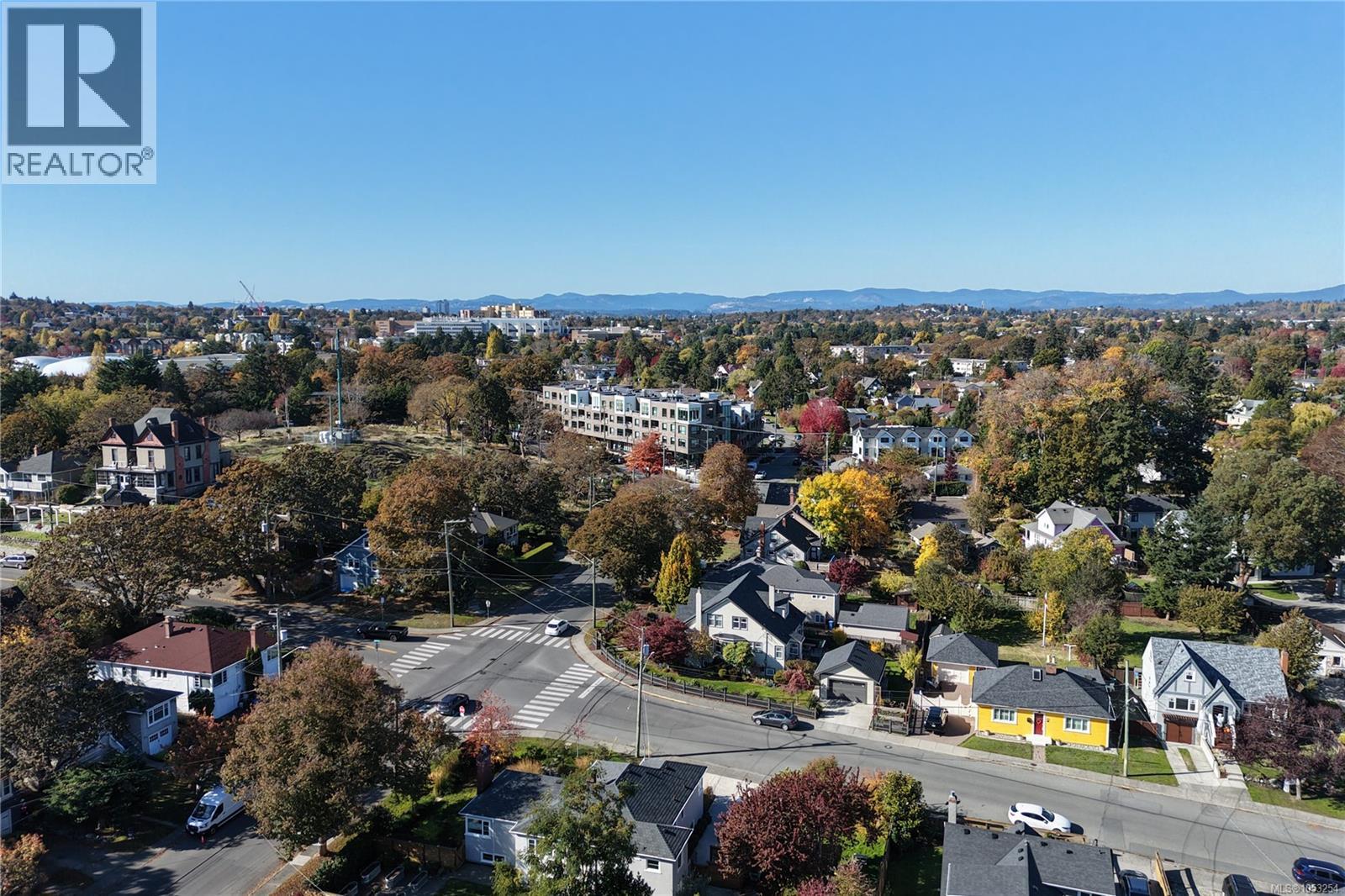 2296 Cadboro Bay Rd, Oak Bay, British Columbia  V8R 5G9 - Photo 64 - 1053254