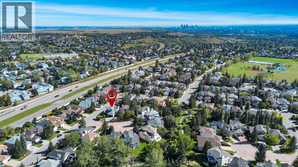 238 Hawktree Bay NW