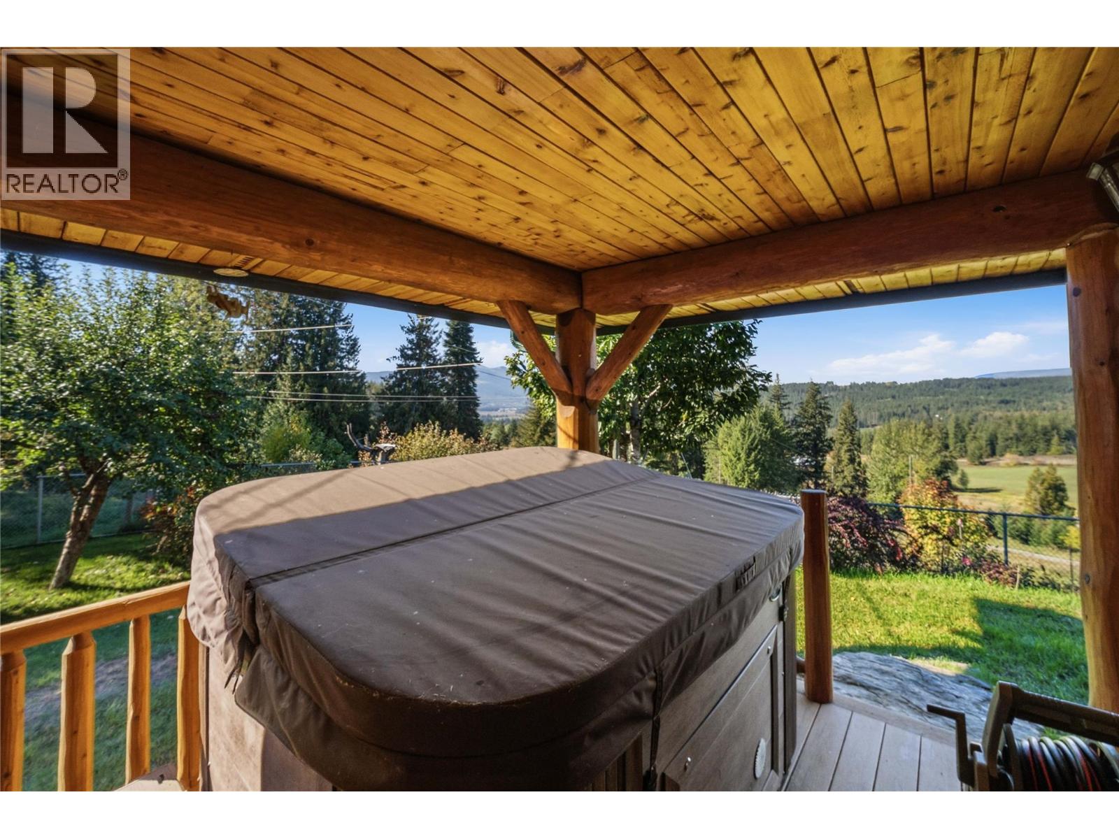 2321 Salo Road, Sorrento, British Columbia  V0E 2W1 - Photo 45 - 10404255