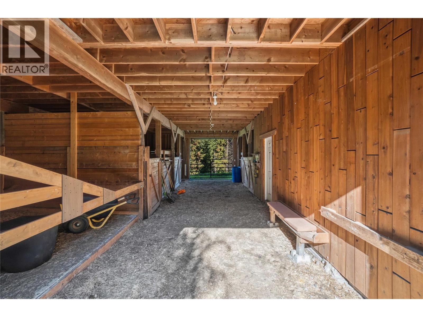 2321 Salo Road, Sorrento, British Columbia  V0E 2W1 - Photo 60 - 10404255