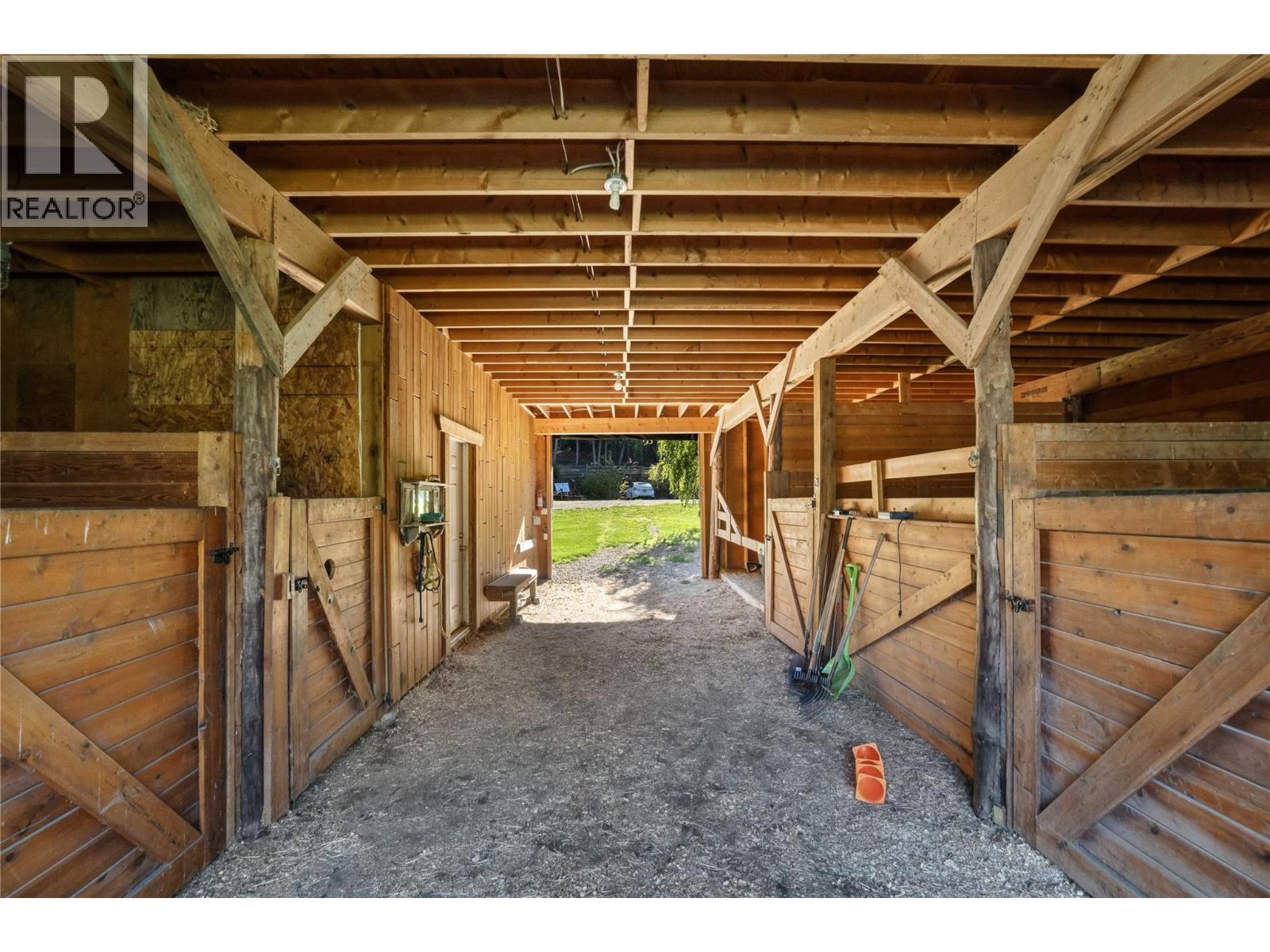 2321 Salo Road, Sorrento, British Columbia  V0E 2W1 - Photo 61 - 10404255