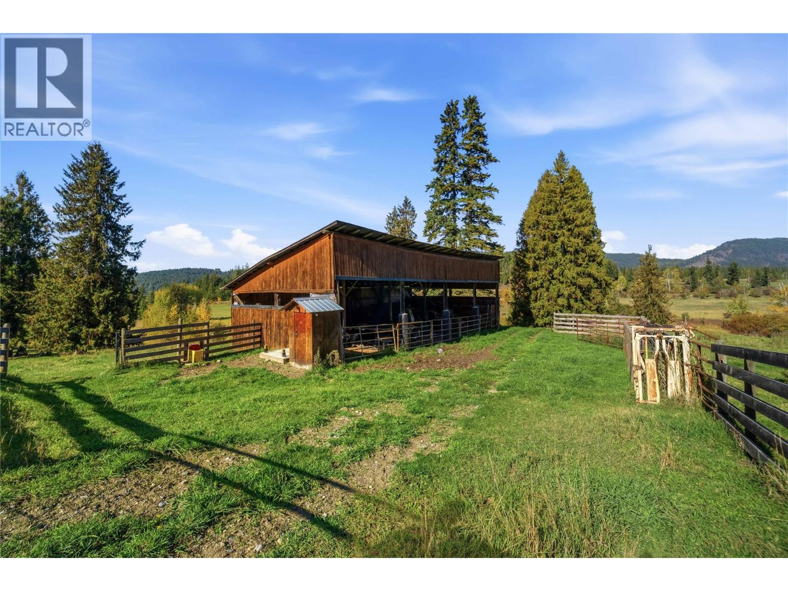 2321 Salo Road, Sorrento, British Columbia  V0E 2W1 - Photo 77 - 10404255