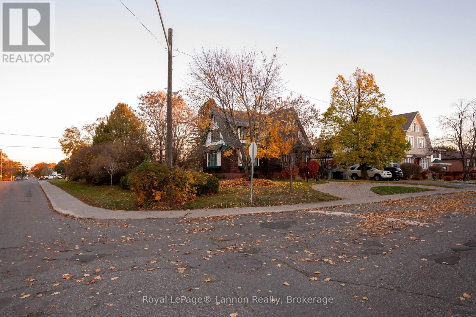 98 Summit Avenue, Thunder Bay, Ontario  P7B 3N9 - Photo 45 - X14120318