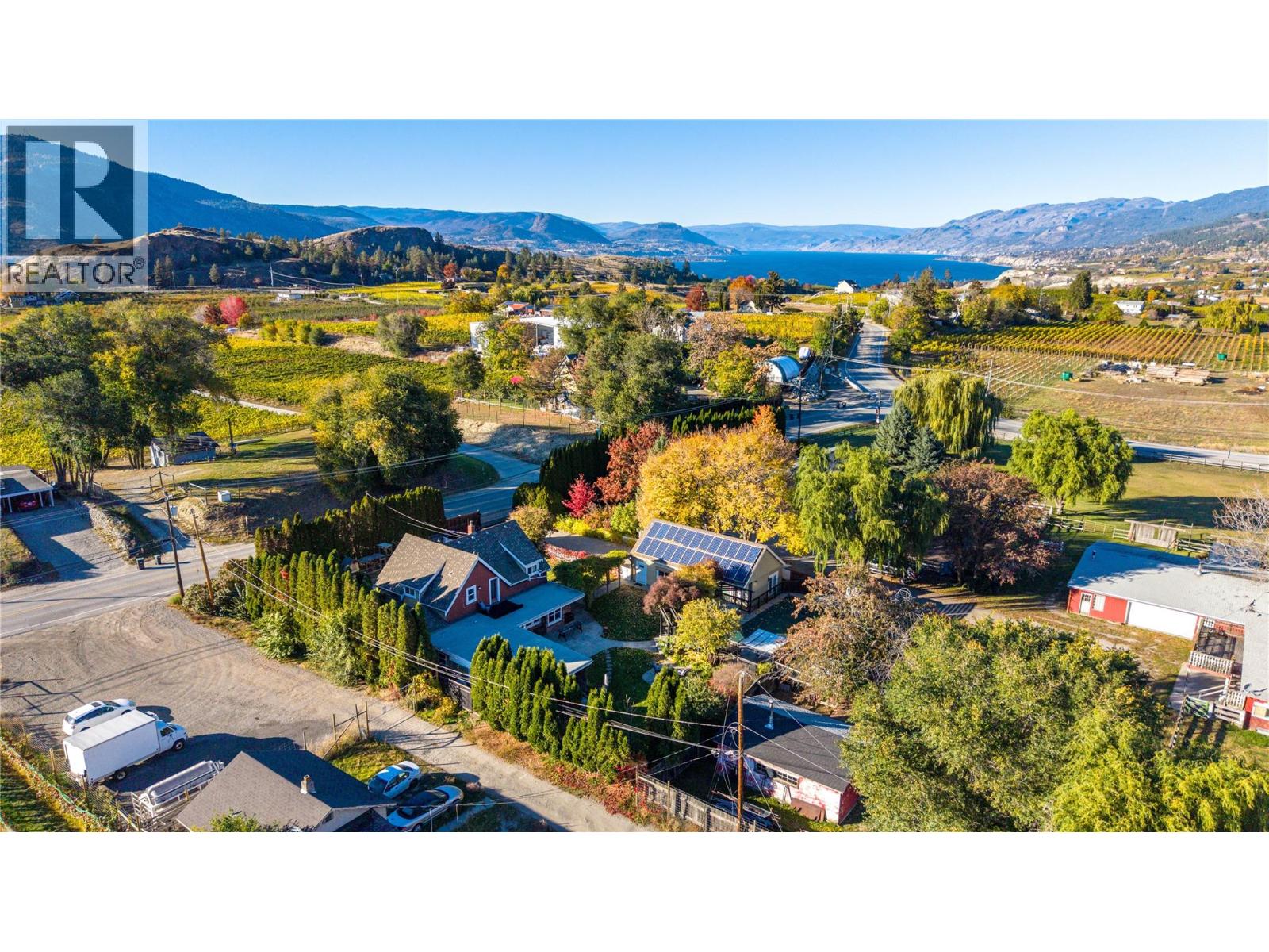 410 Upper Bench Road N, Penticton, British Columbia  V2A 8T4 - Photo 2 - 10403860