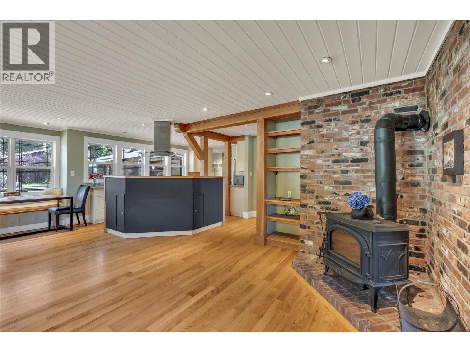 410 Upper Bench Road N, Penticton, British Columbia  V2A 8T4 - Photo 11 - 10403860