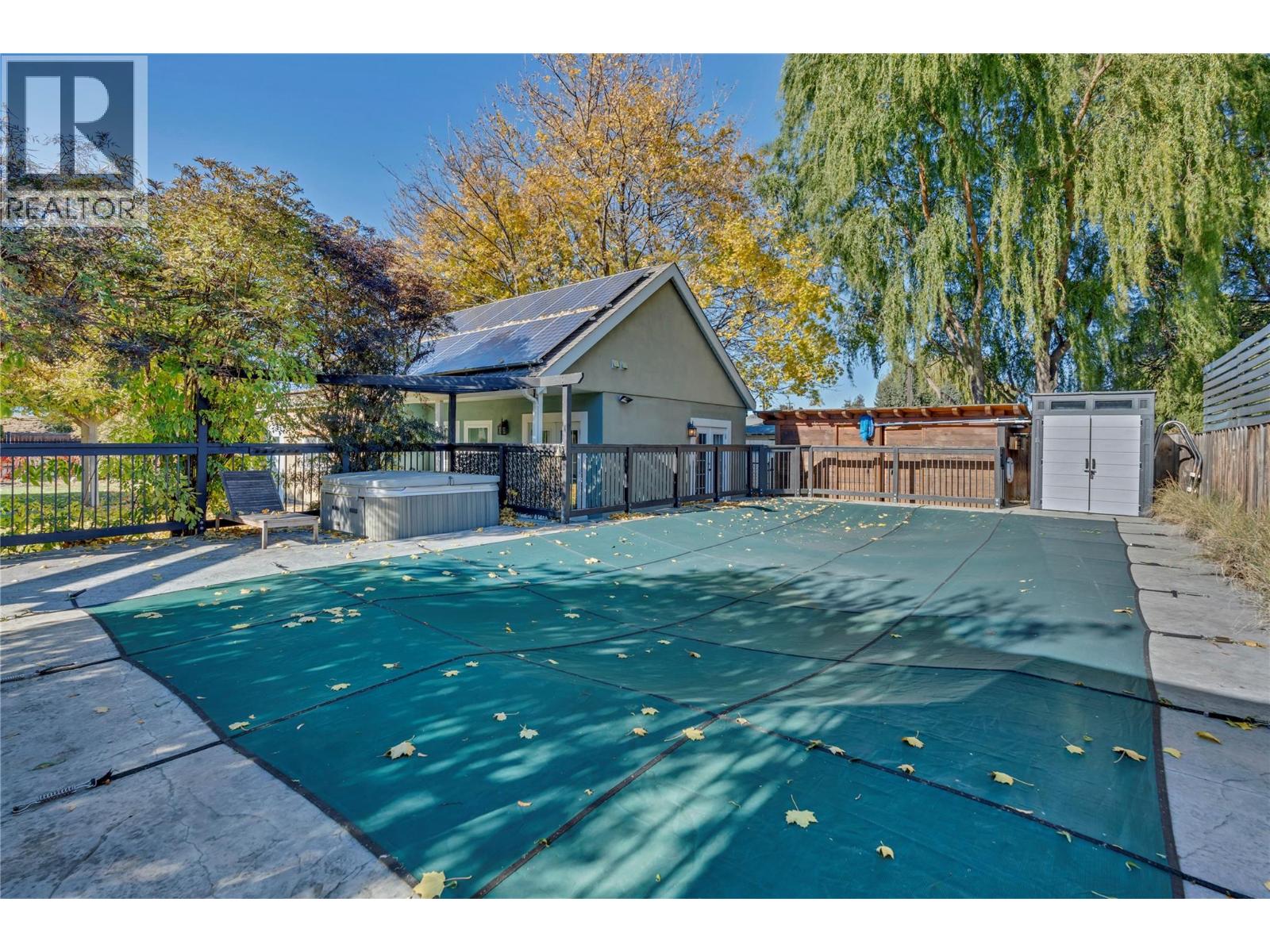 410 Upper Bench Road N, Penticton, British Columbia  V2A 8T4 - Photo 32 - 10403860
