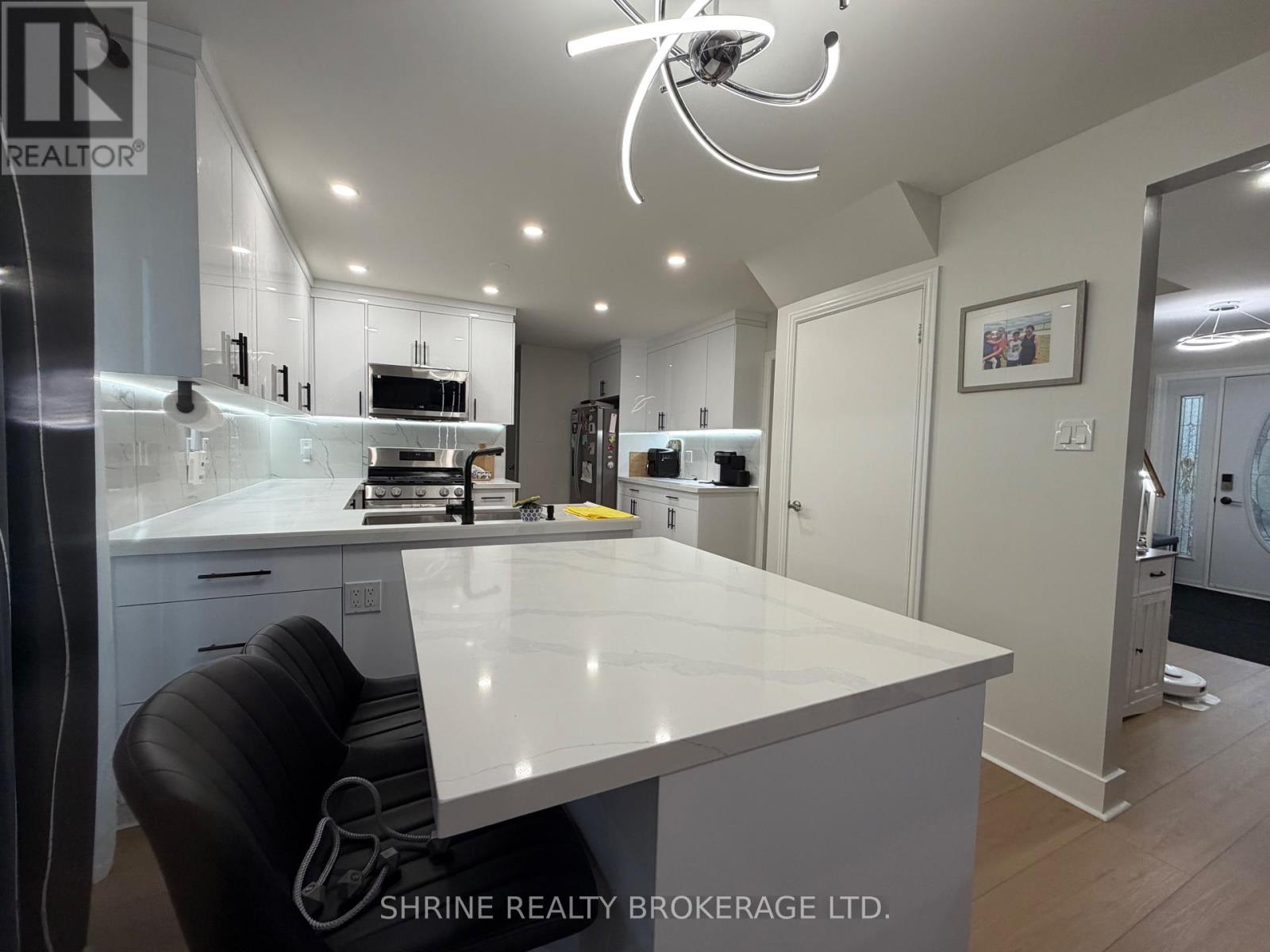 Main/upper - 612 Fox Mill Place, London South, Ontario  N6J 2B2 - Photo 19 - X14122882