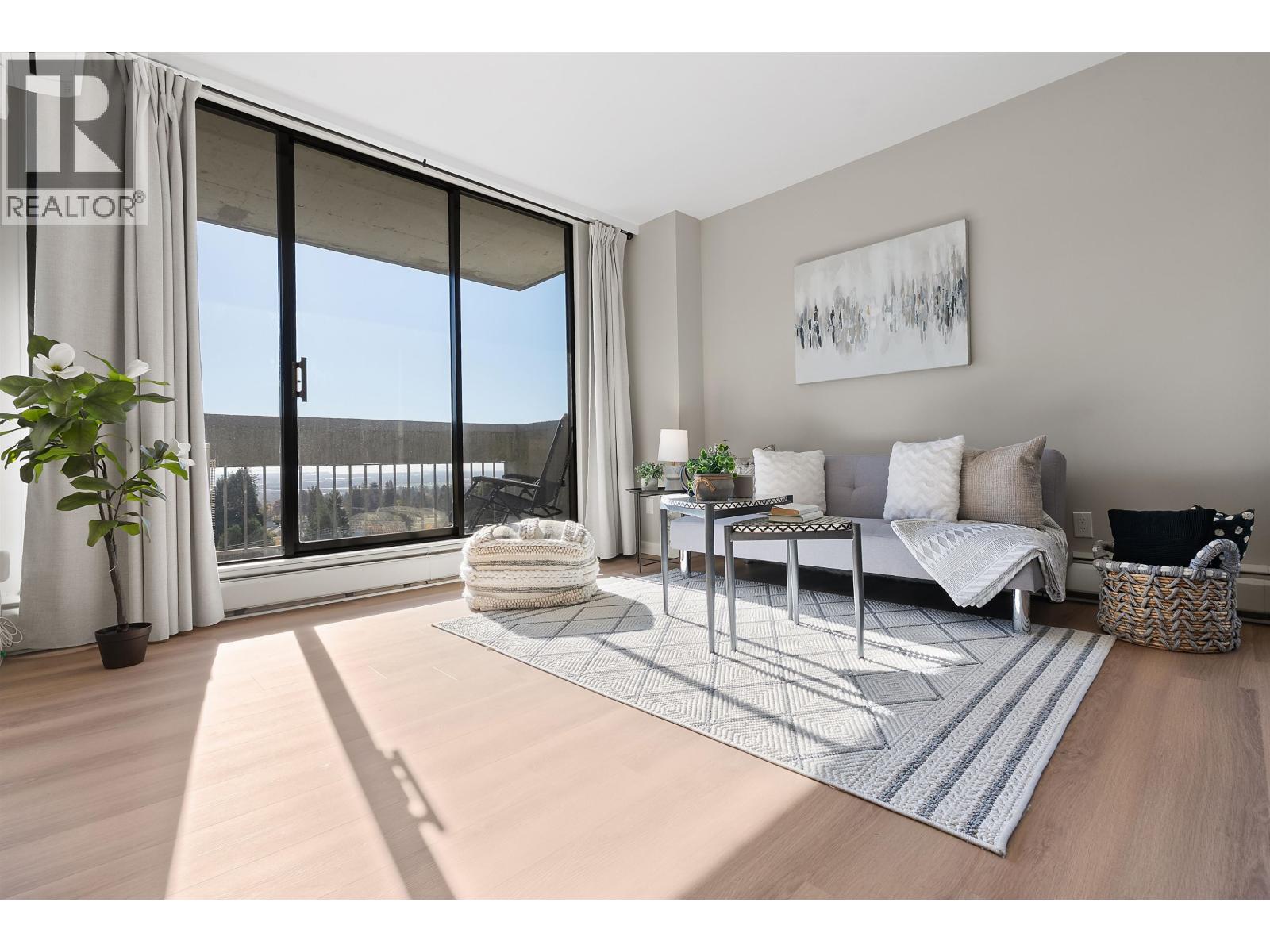 706 6759 WILLINGDON AVENUE, Burnaby, British Columbia