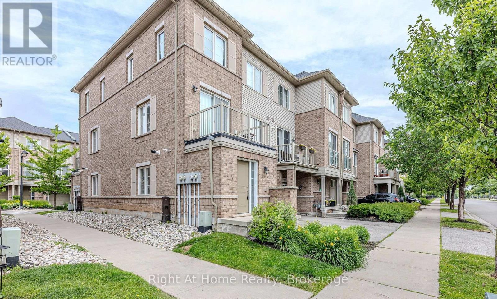 146 - 165 HAMPSHIRE WAY, milton (de dempsey), Ontario