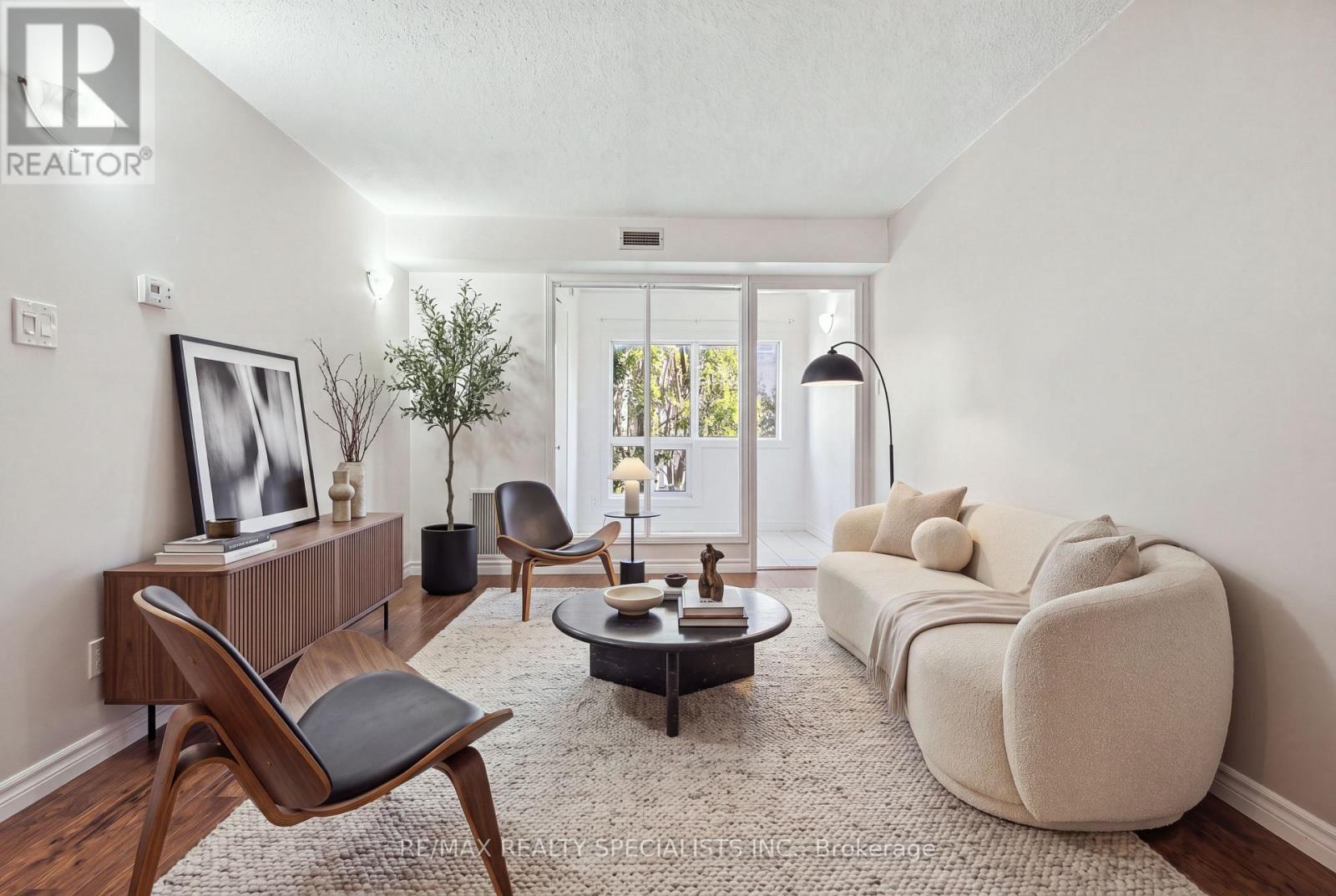 408 - 500 Westmount Road W, Waterloo, Ontario  N2M 5M9 - Photo 3 - X14118434
