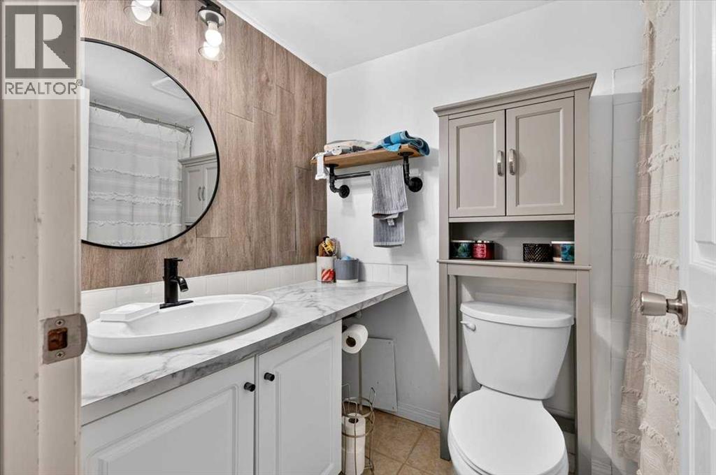 201, 709 3 Avenue Nw, Calgary, Alberta  T2L 0V7 - Photo 24 - A2355195