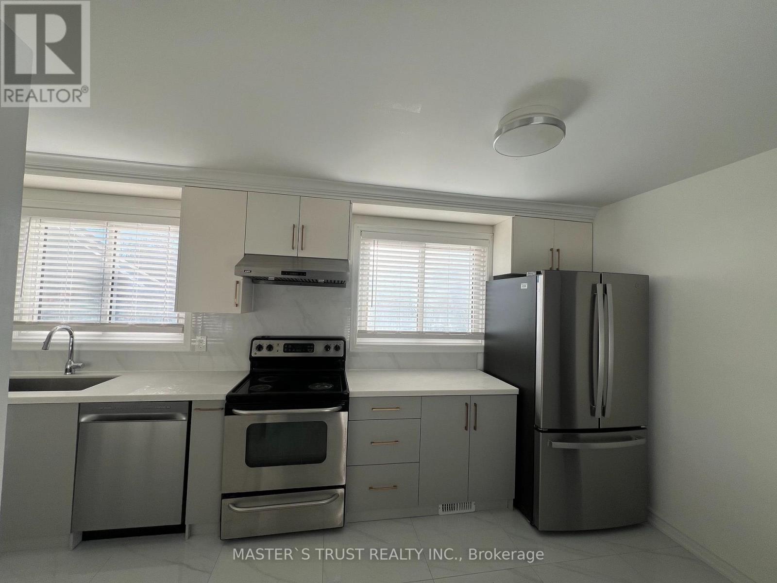 Main - 139 Amberjack Boulevard, Toronto (Woburn), Ontario  M1H 2K1 - Photo 4 - E14122854