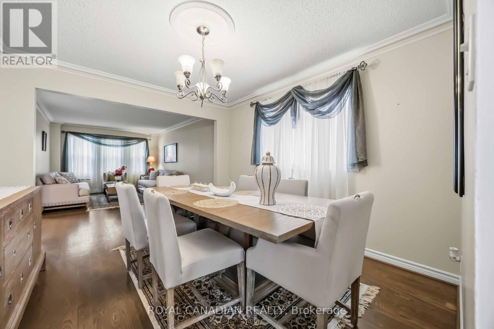 135 Tilman Circle, Markham (Markham Village), Ontario  L3P 6A4 - Photo 13 - N14122852