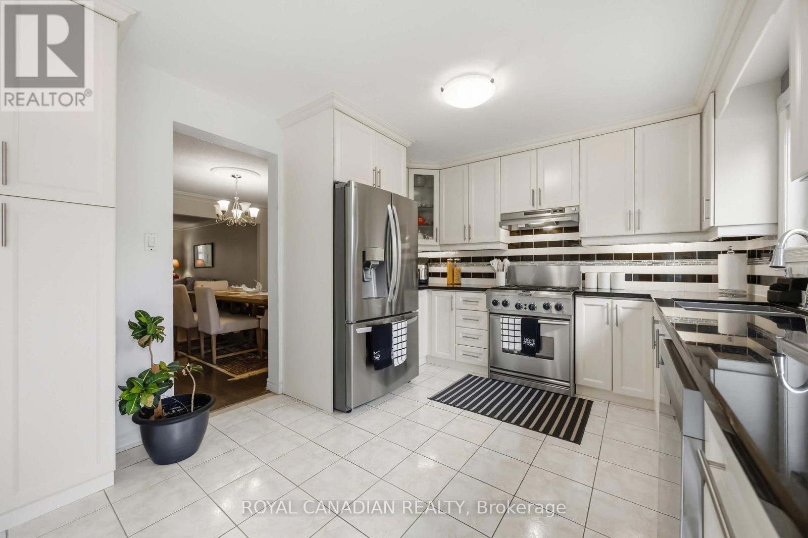 135 Tilman Circle, Markham (Markham Village), Ontario  L3P 6A4 - Photo 14 - N14122852