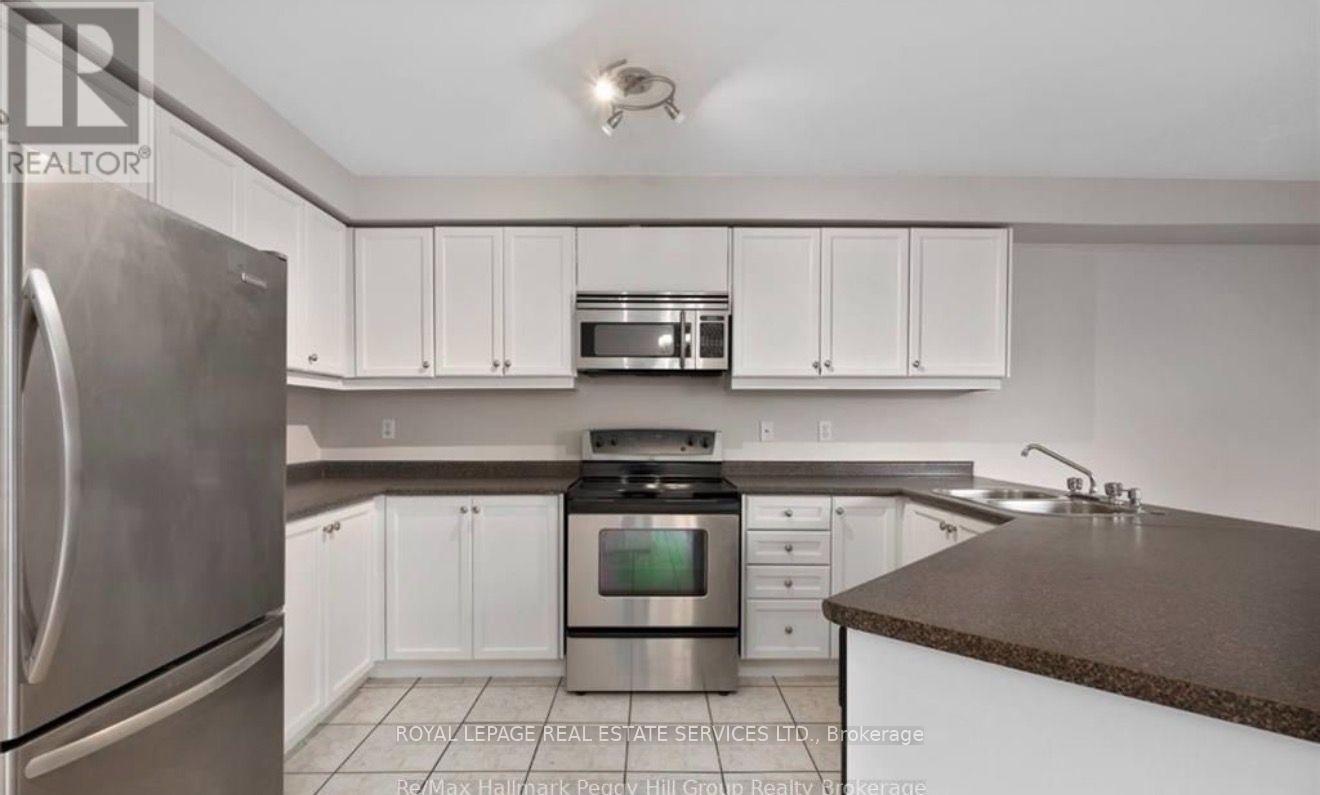 66 Livingston Road, Milton (De Dempsey), Ontario  L9T 6B7 - Photo 2 - W14122834