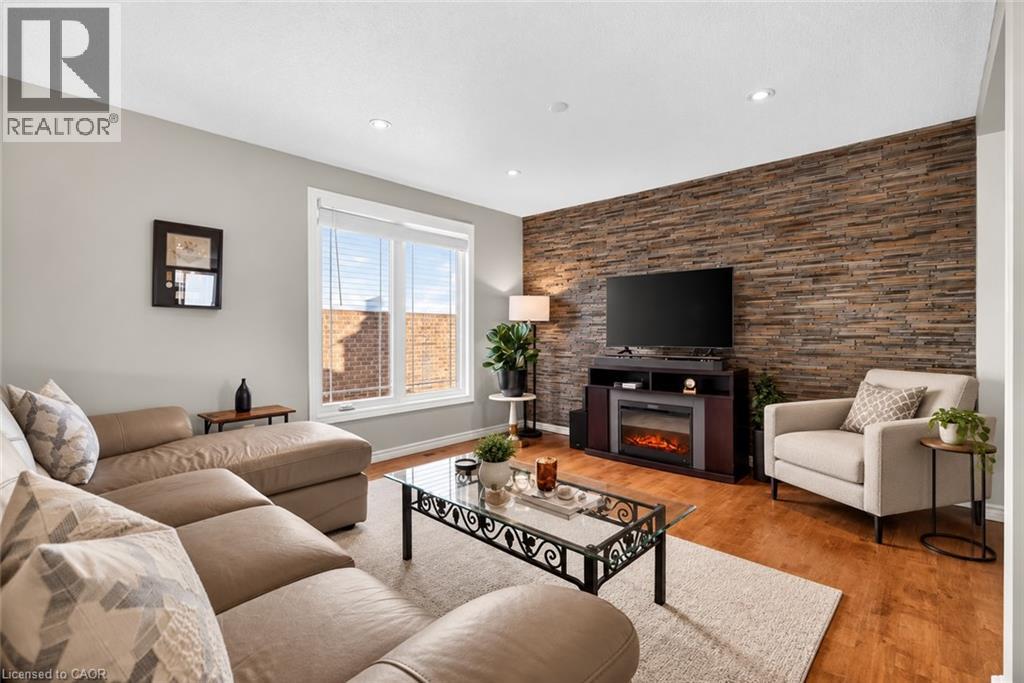 4 Vance Crescent, Waterdown, Ontario L8B 0B8 - Photo 7 - 40874179