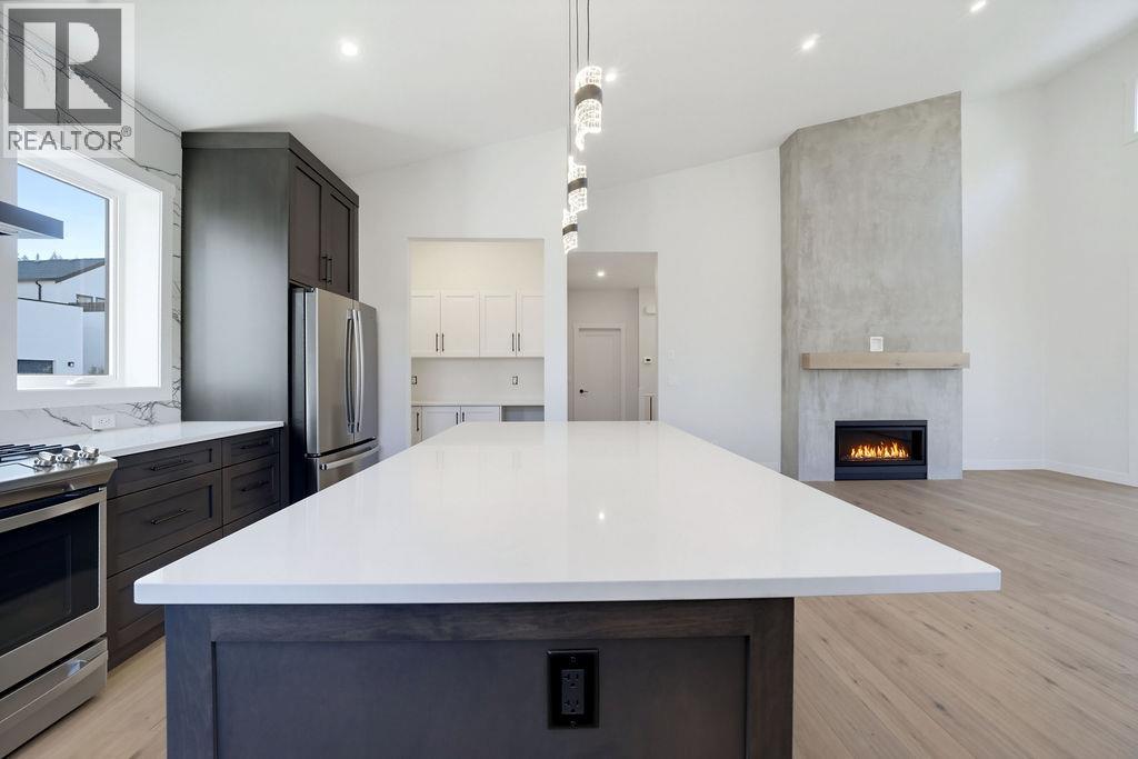 1080 9 Avenue NE Unit# 1
