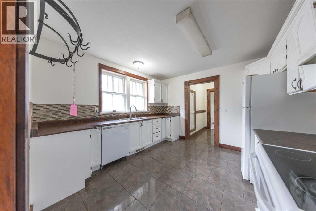 217 Main Street, Lashburn, Saskatchewan  S0M 1H0 - Photo 10 - A2352863
