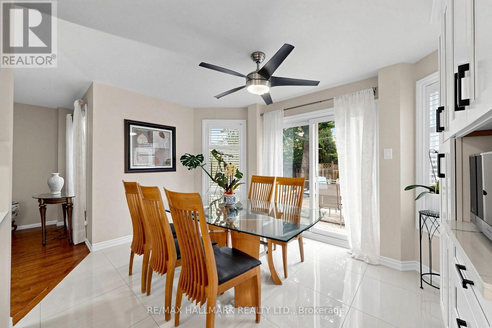 4478 Mayflower Drive, Mississauga (Hurontario), Ontario  L5R 1S6 - Photo 13 - W14122896