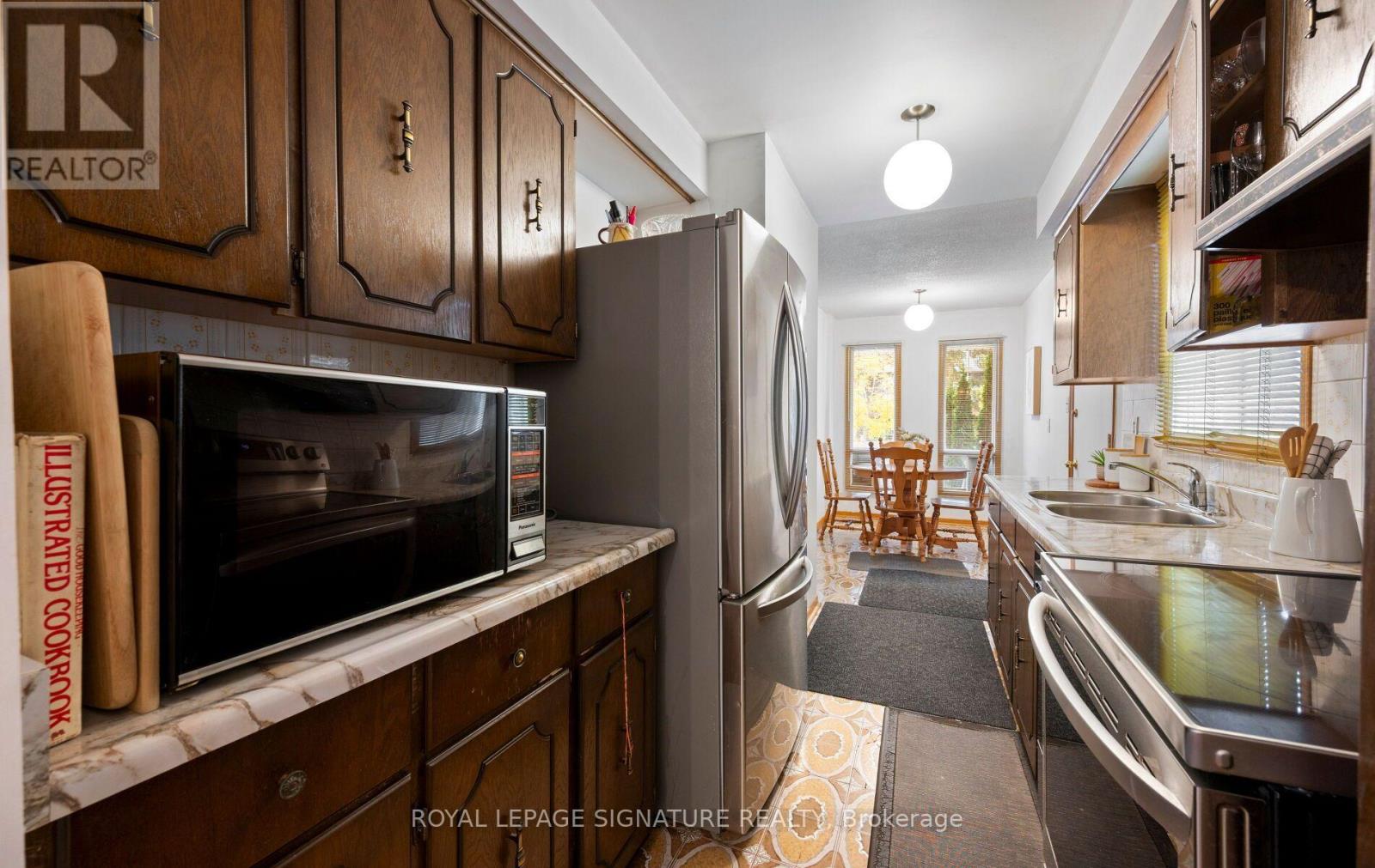 129 Cavell Avenue, Toronto, Ontario  M8V 1P5 - Photo 14 - W14122906