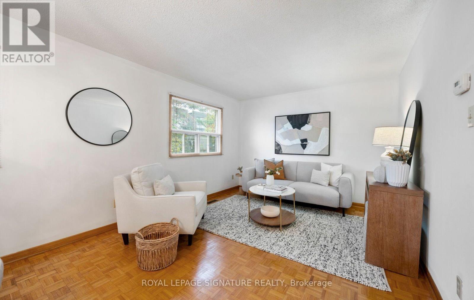 129 Cavell Avenue, Toronto, Ontario  M8V 1P5 - Photo 5 - W14122906