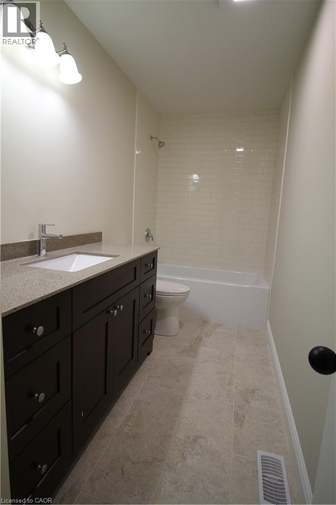 1395 Bleams Road Unit# 3, Kitchener, Ontario  N2E 3X7 - Photo 4 - 40874558