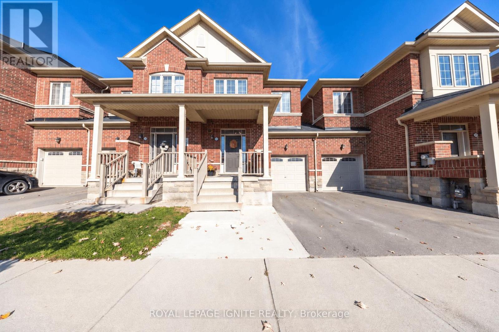 21 Sail Road, Brampton, Ontario  L7A 4W7 - Photo 2 - W14122934