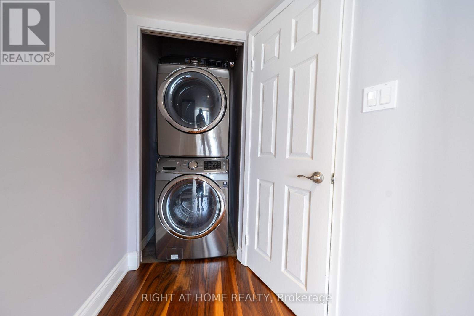 1910 - 45 Kingsbridge Garden Circle, Mississauga, Ontario  L5R 3K4 - Photo 19 - W14122954