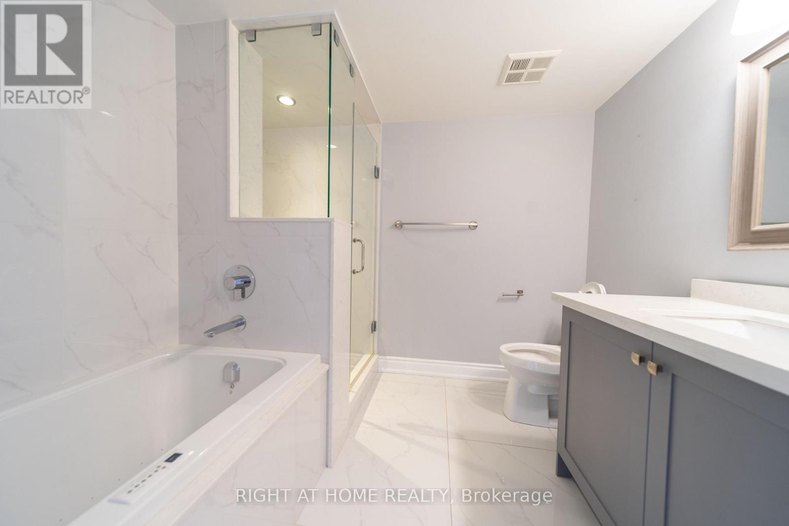 1910 - 45 Kingsbridge Garden Circle, Mississauga, Ontario  L5R 3K4 - Photo 20 - W14122954