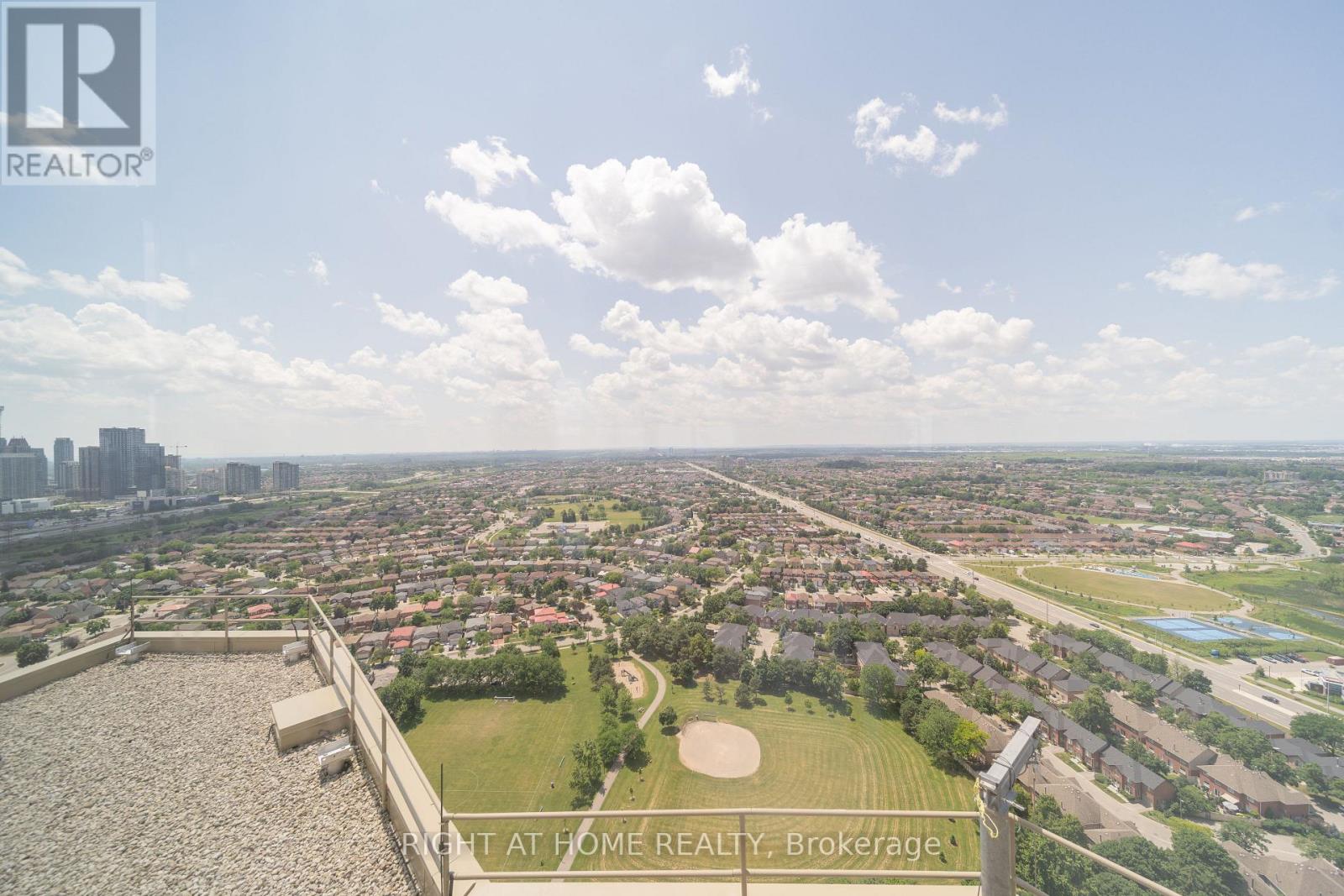 1910 - 45 Kingsbridge Garden Circle, Mississauga, Ontario  L5R 3K4 - Photo 39 - W14122954